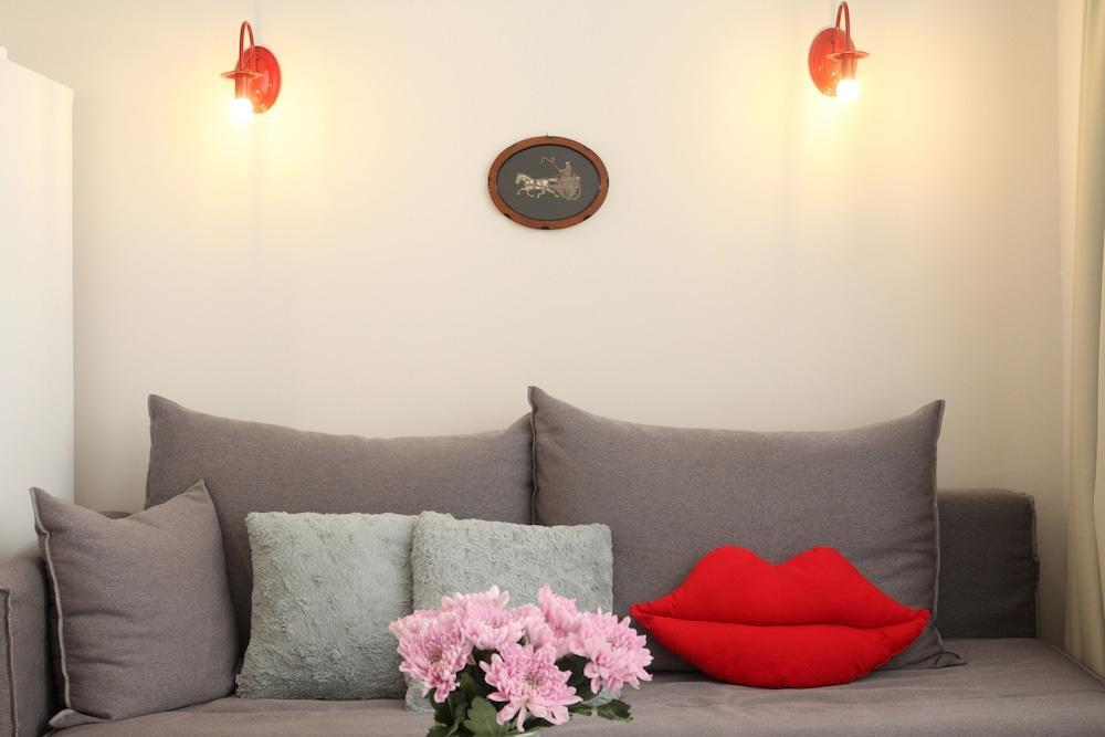 The Marble Suites, Plaka 3*